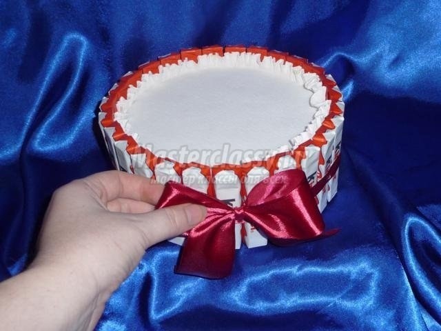 Торт из конфет