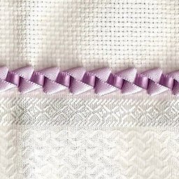 ​Вышиваем лентами дорожку