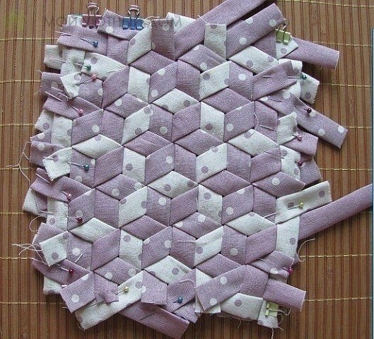 ​Двухцветный узор для плетения из ткани