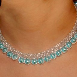 ​Необычное колье