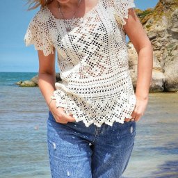 ​Очень красивый топ