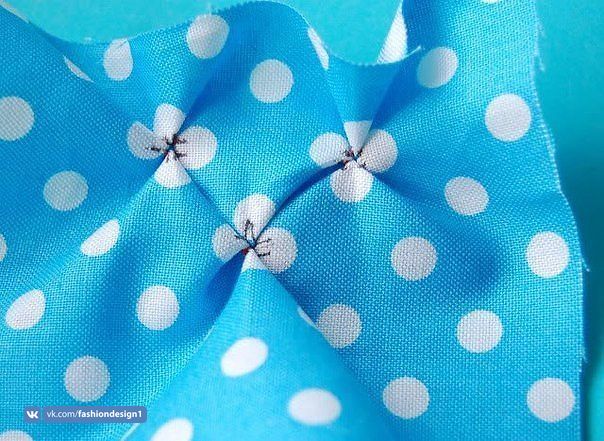 Интересный эффект: буфы на материале в горошек