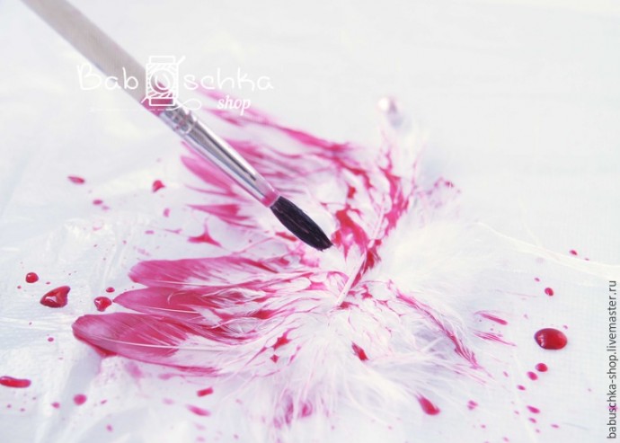 Перекрашиваем перышки в другой цвет