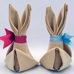 Зайчик-оригами из салфеток