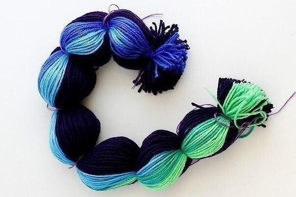 Кучка помпонов одним махом Кучка помпонов одним махом