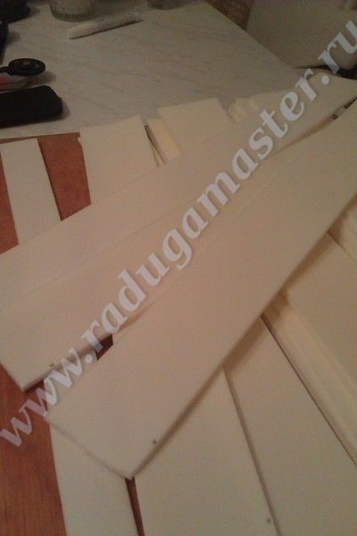 Аист из изолона