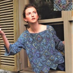 Кофточка из мотивов