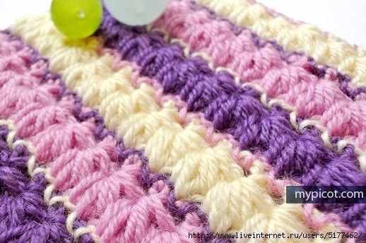 Многоцветный узор крючком