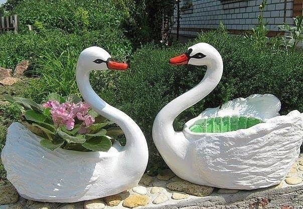 Создаем лебедя для сада