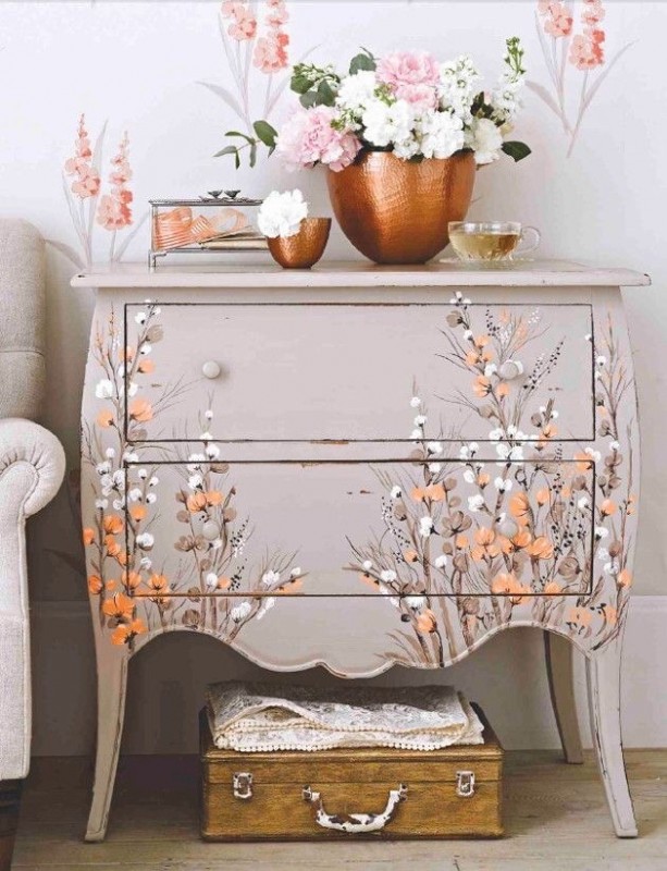 Декор мебели в винтажном стиле