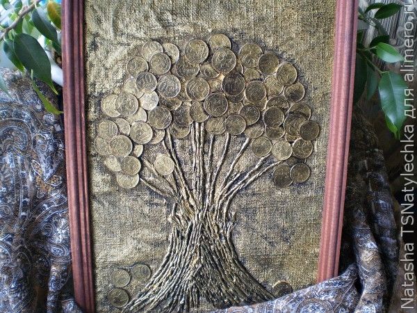 Денежное дерево — картина из монет