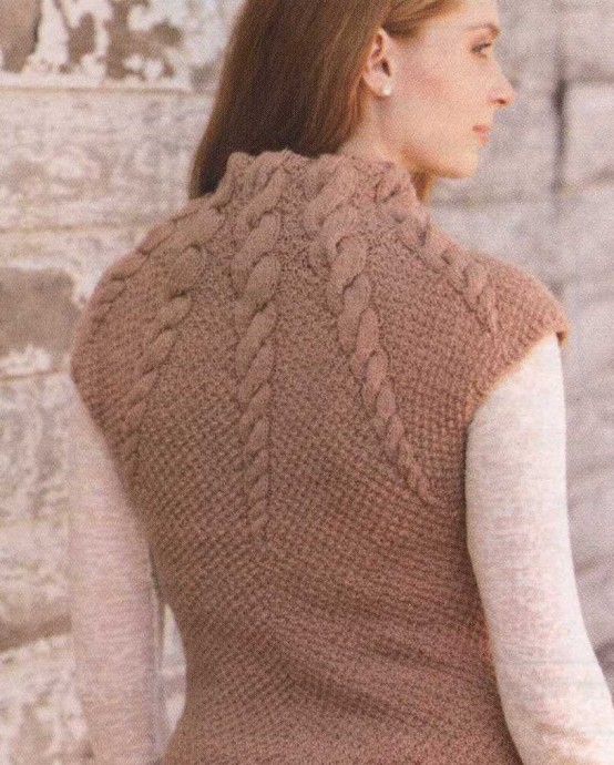 Красивый длинный свитер