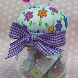 Игольница из стеклянной баночки