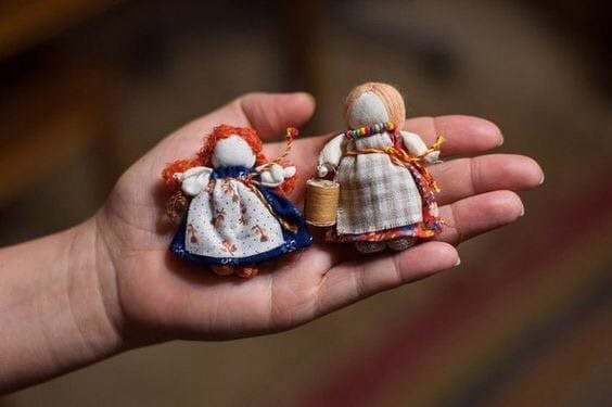 Народные куколки