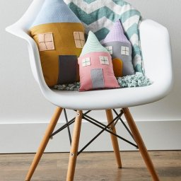 ​Подушки-домики