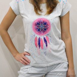 Роспись футболки акриловыми контурами