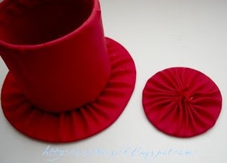 Коробочка-шляпа для швейных мелочей