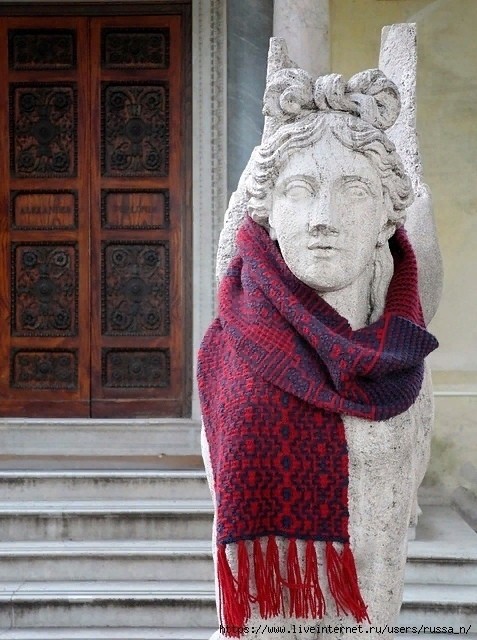 Шарф Long Fringed ленивым жаккардом