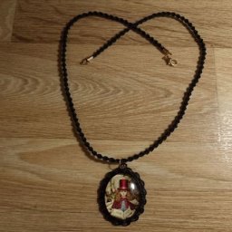 Кулон своими руками