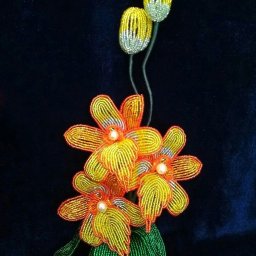 Прекрасная орхидея из бисера