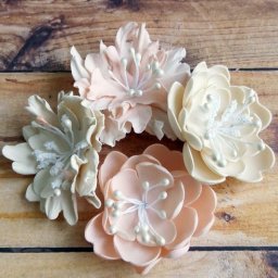 Роскошные цветы из фоамирана: мастер-класс