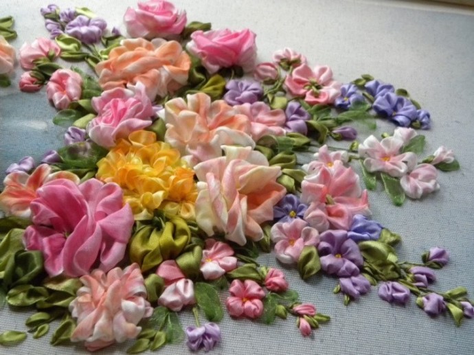 Вышивка с помощью лент на высшем уровне