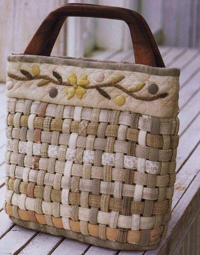 ​Плетеная сумка из ткани