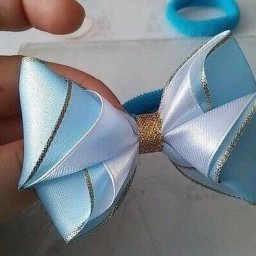 ​Оригинальный бантик из лент