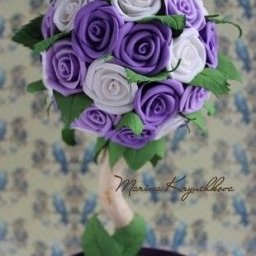 Топиарий из роз фоамирана