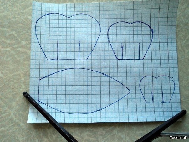 Розочка из старых джинсов: цветение старины