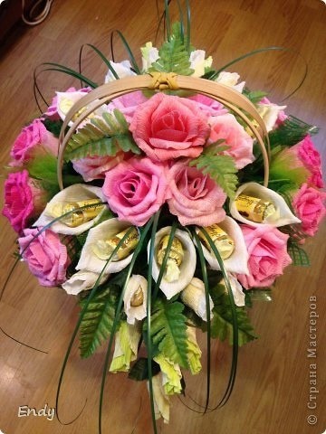 Роскошный букет из конфет