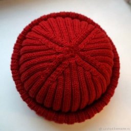 Вяжем шапку-резинку с небанальной макушкой