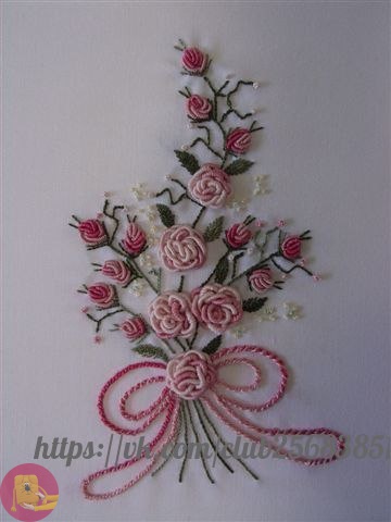 Красота шва рококо в вышивке