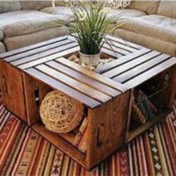 Стильный стол из поддонов