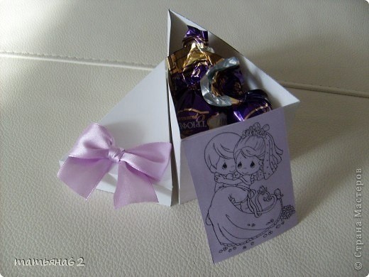 Торт из бонбоньерок на свадьбу для гостей