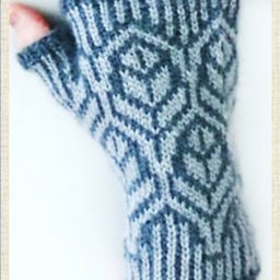 ​Митенки с красивым жаккардовым узором