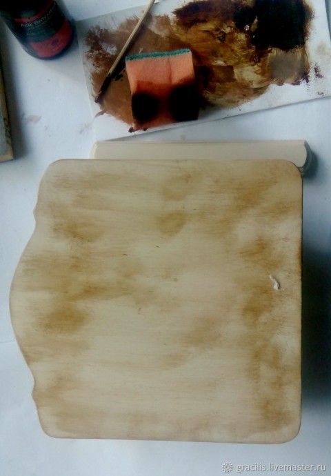 Создаем состаренную ключницу: стилизация под слоновую кость Создаем состаренную ключницу: стилизация под слоновую кость