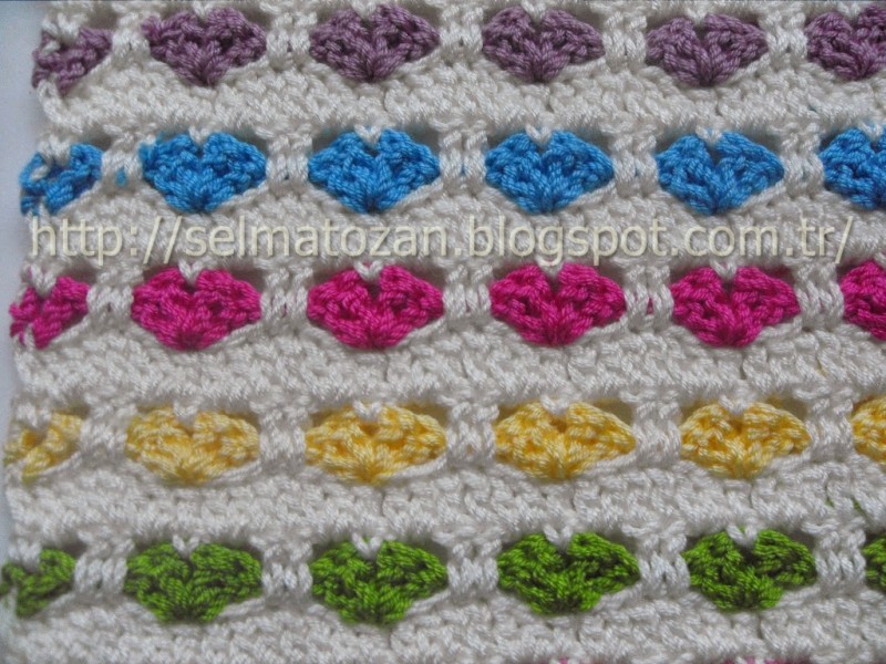 Узор крючком "Маленькие сердца"