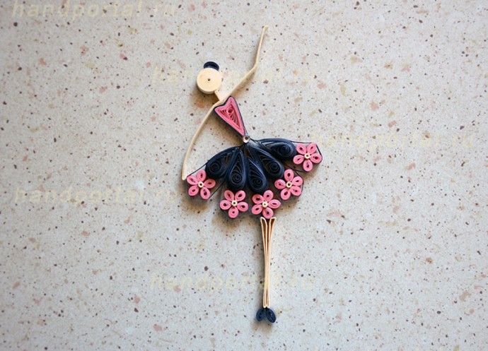 Балерина в технике квиллинга