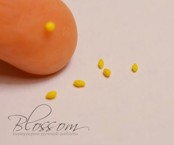 Цветочное кольцо из полимерной глины