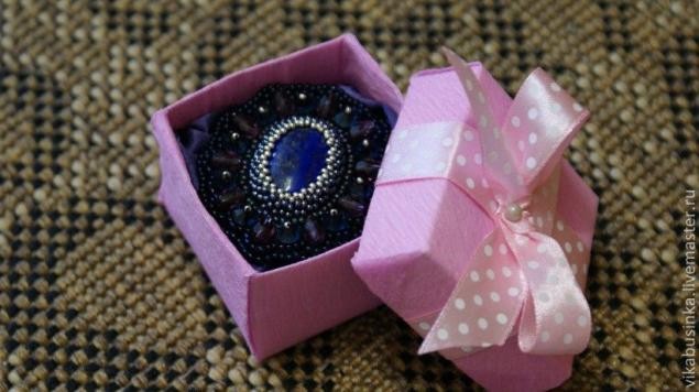 Коробочка для броши