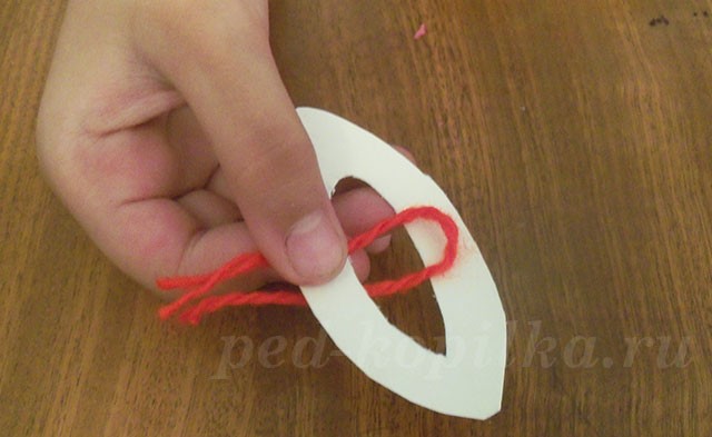 Тюльпан из ниток Тюльпан из ниток