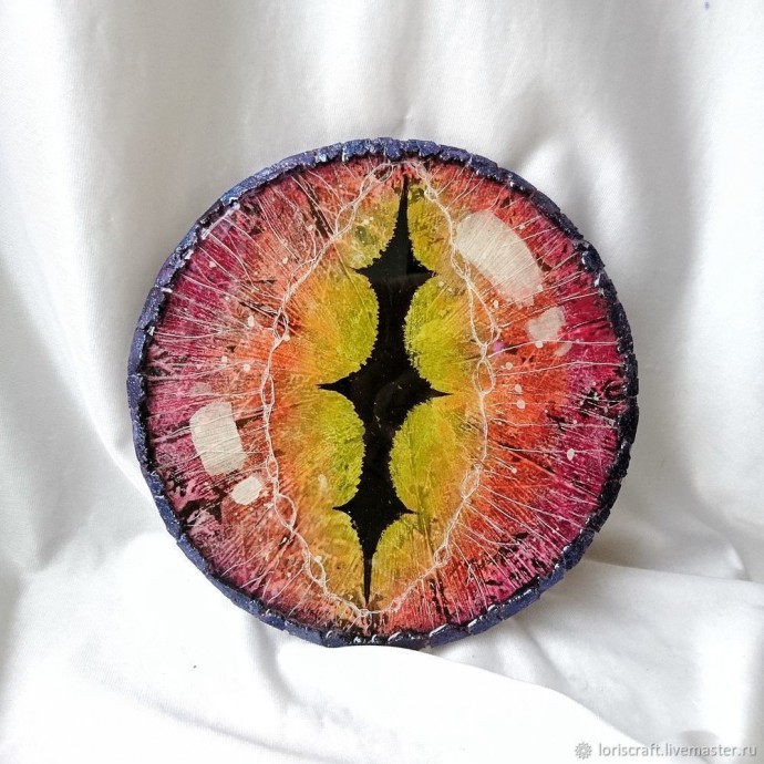 Панно "Глаз дракона"