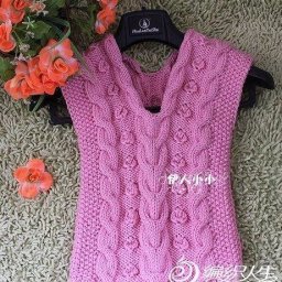 Жилет спицами с очень красивыми узорами