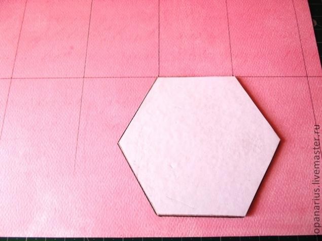 Весенняя цветочная коробочка