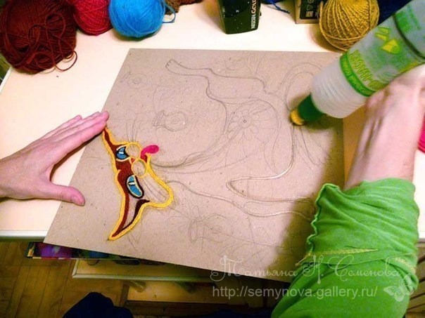 Панно из ниток "Киса"