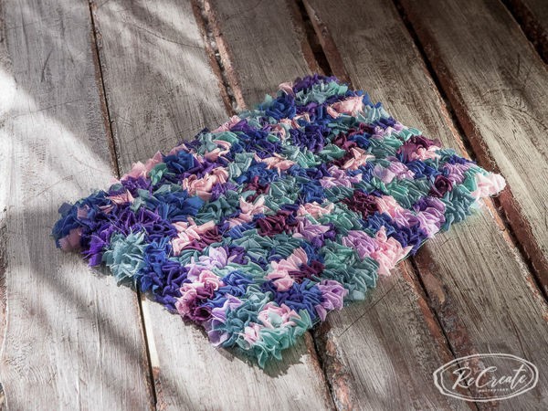 Коврик из лоскутков Коврик из лоскутков