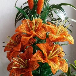 ​Лилия из бисера