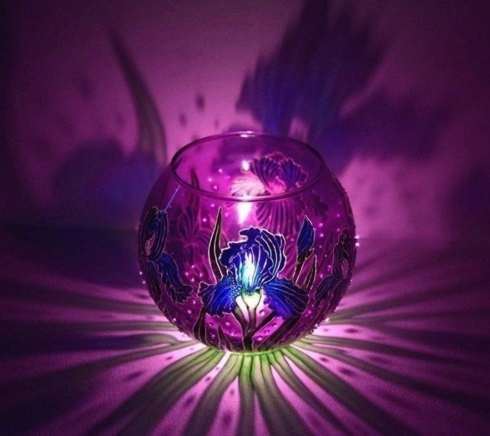 Подсвечники с витражной росписью: идеи для вдохновенного творчества