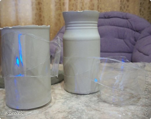 Симпатичные вазочки своими руками из гипса и пластиковых бутылок